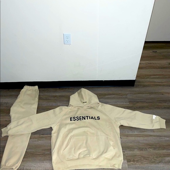 Essentials hoodie and jogger set, VNDS (worn once to try on) - Picture 1 of 5